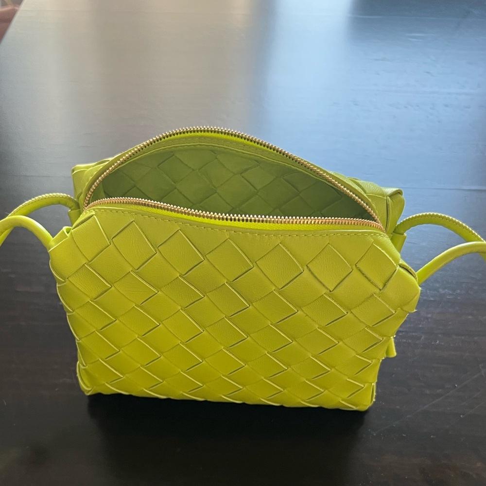 Bottega Venetta Mini intrecciato Bag. Like new